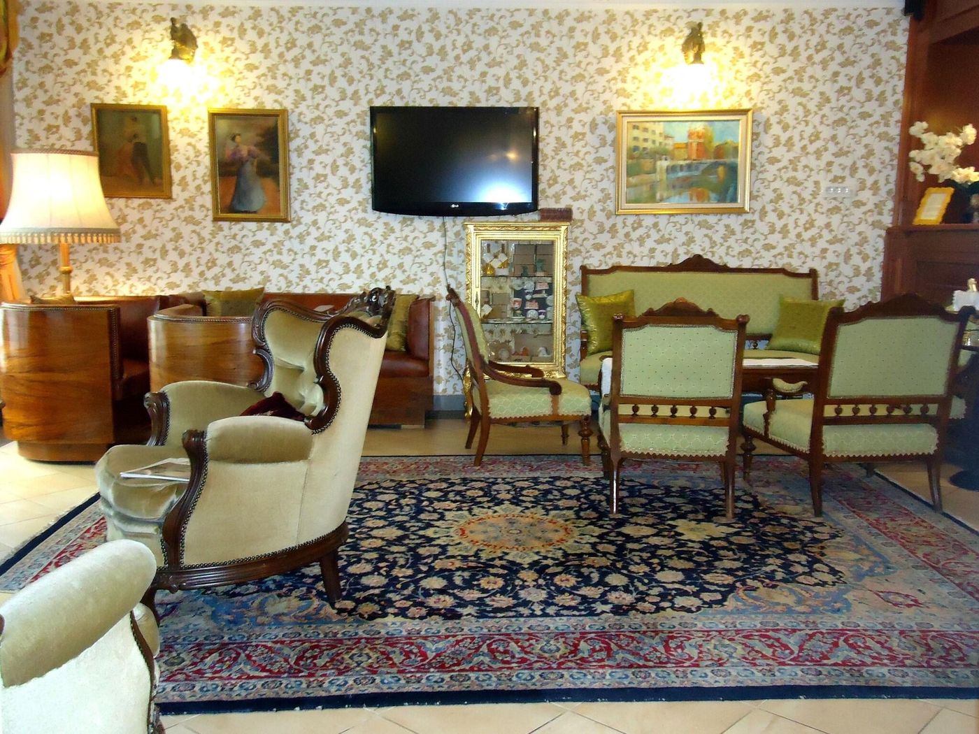 Allegro-Slovenia-Ljubljana -Lobby-9