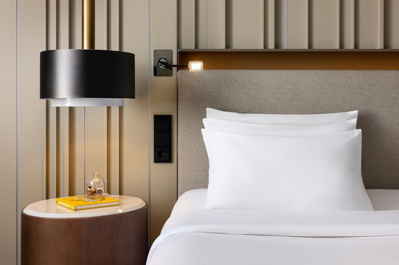 NH-Collection-Amsterdam-Flower-Market-Room-43