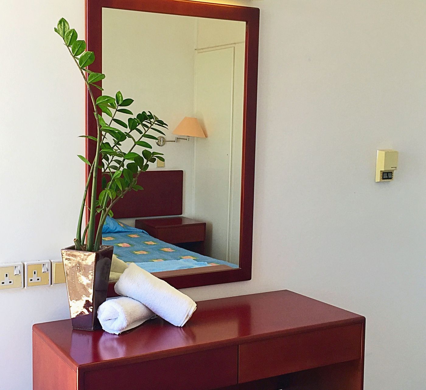 Blue-Crane-Hotel-Apts-Room-15