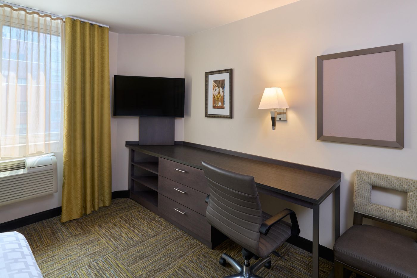 Candlewood-Suites-New-York-City--Times-Square-Room-21