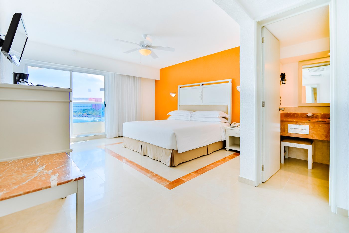 Occidental Costa Cancun