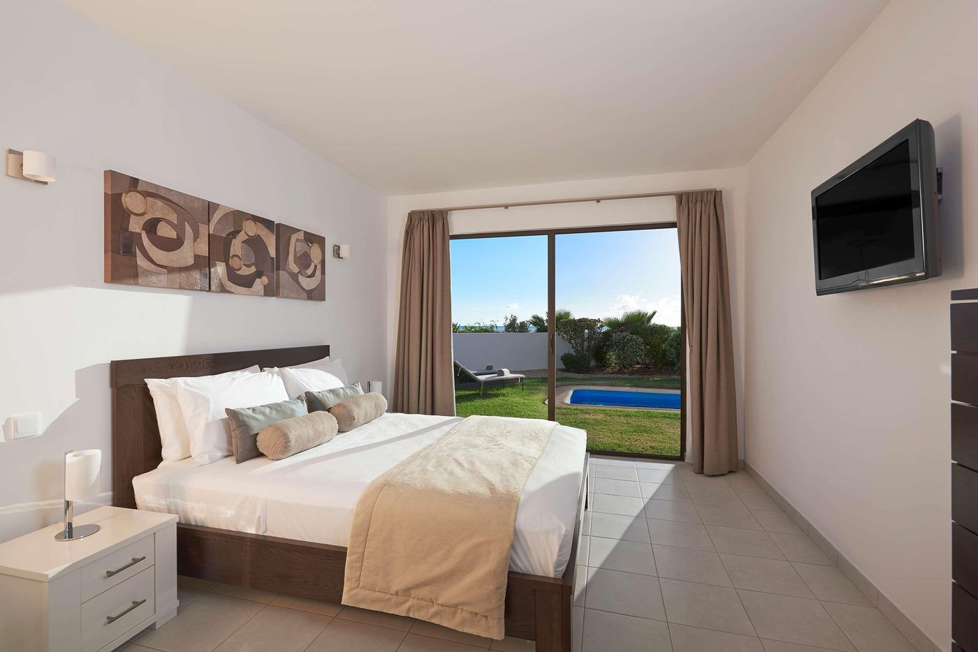 Melia-Dunas-Beach-Resort---Spa-Room-34