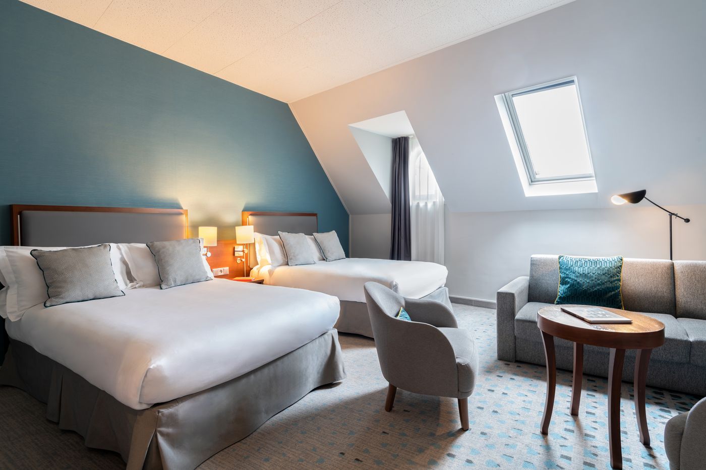 Crowne-Plaza-Paris-Republique-Room-32