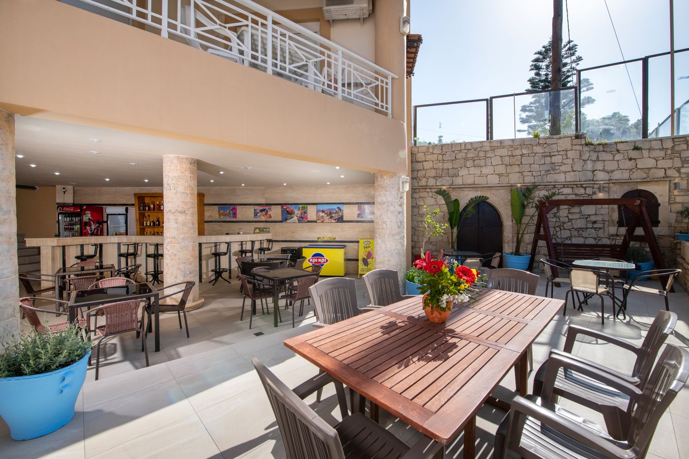 Sunrise-Apartments---Sfakaki-Bar-51