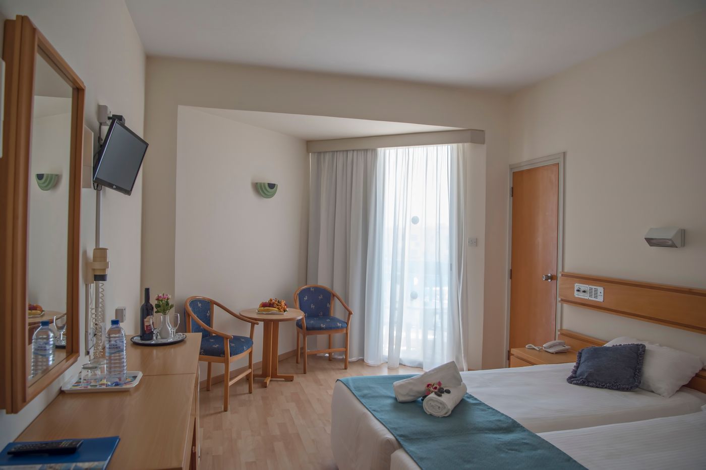 Kissos-Hotel-Room-26