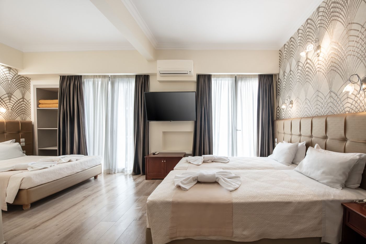 Golden-City-Room-22