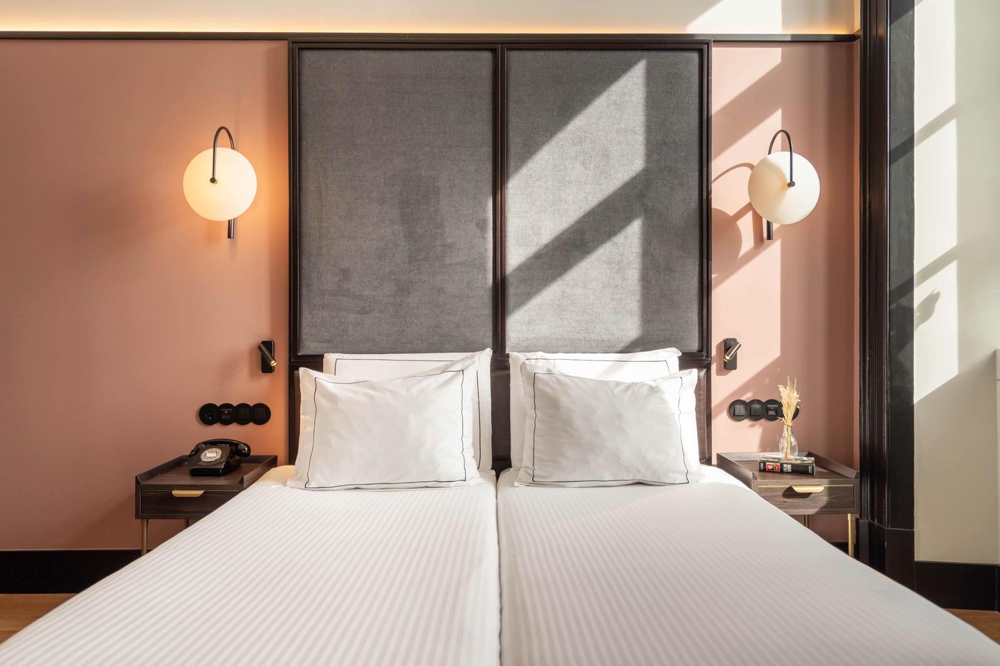 The-Editory-Riverside-Santa-Apolonia-Hotel-Room-55