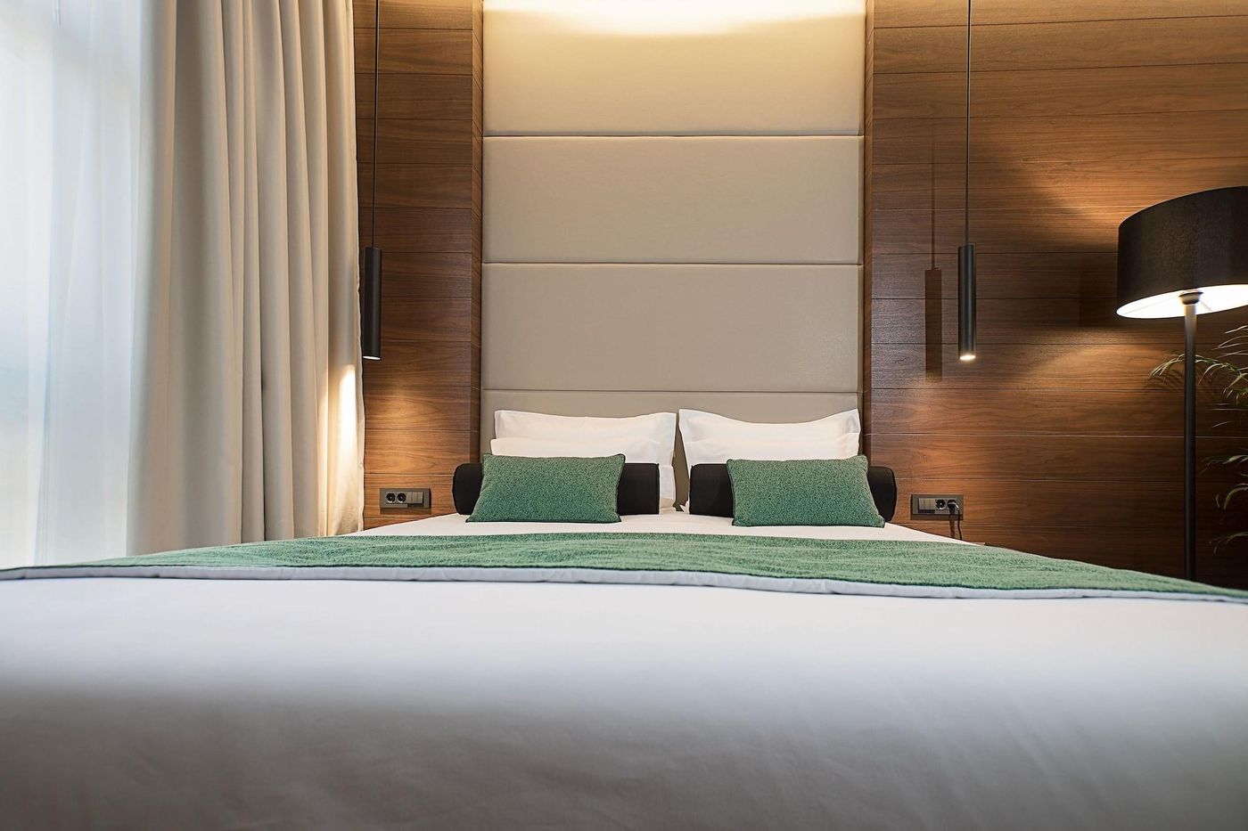 Dominic Smart & Luxury Suites Parliament-Serbia-BELGRADE-Room-10