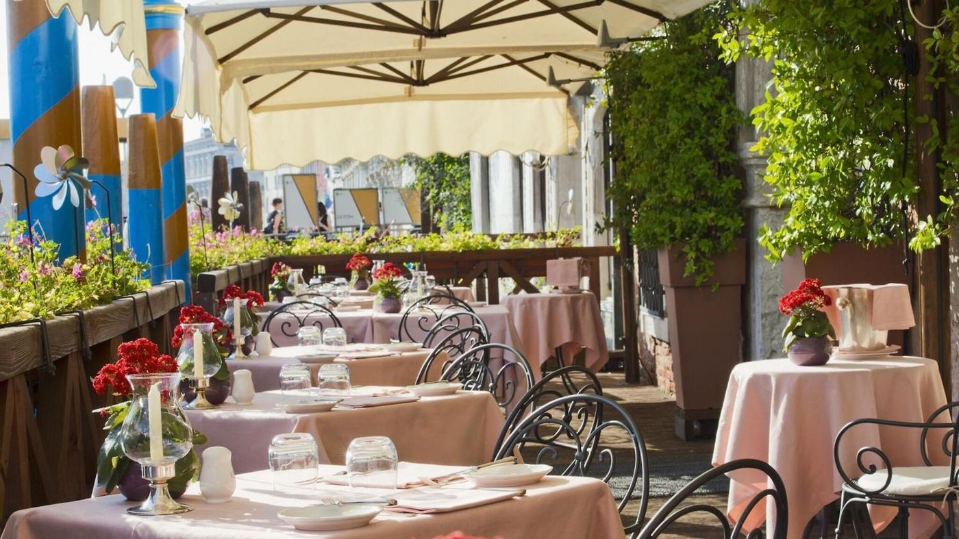 Ca-Sagredo-Hotel-Terrace-42