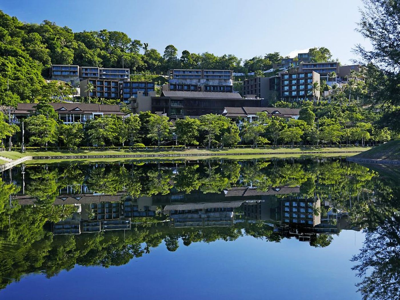 Sunsuri-Phuket-Pool-12