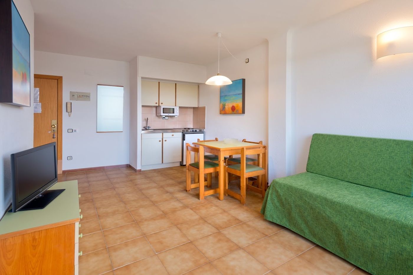 GHT Tossa Park Apartments