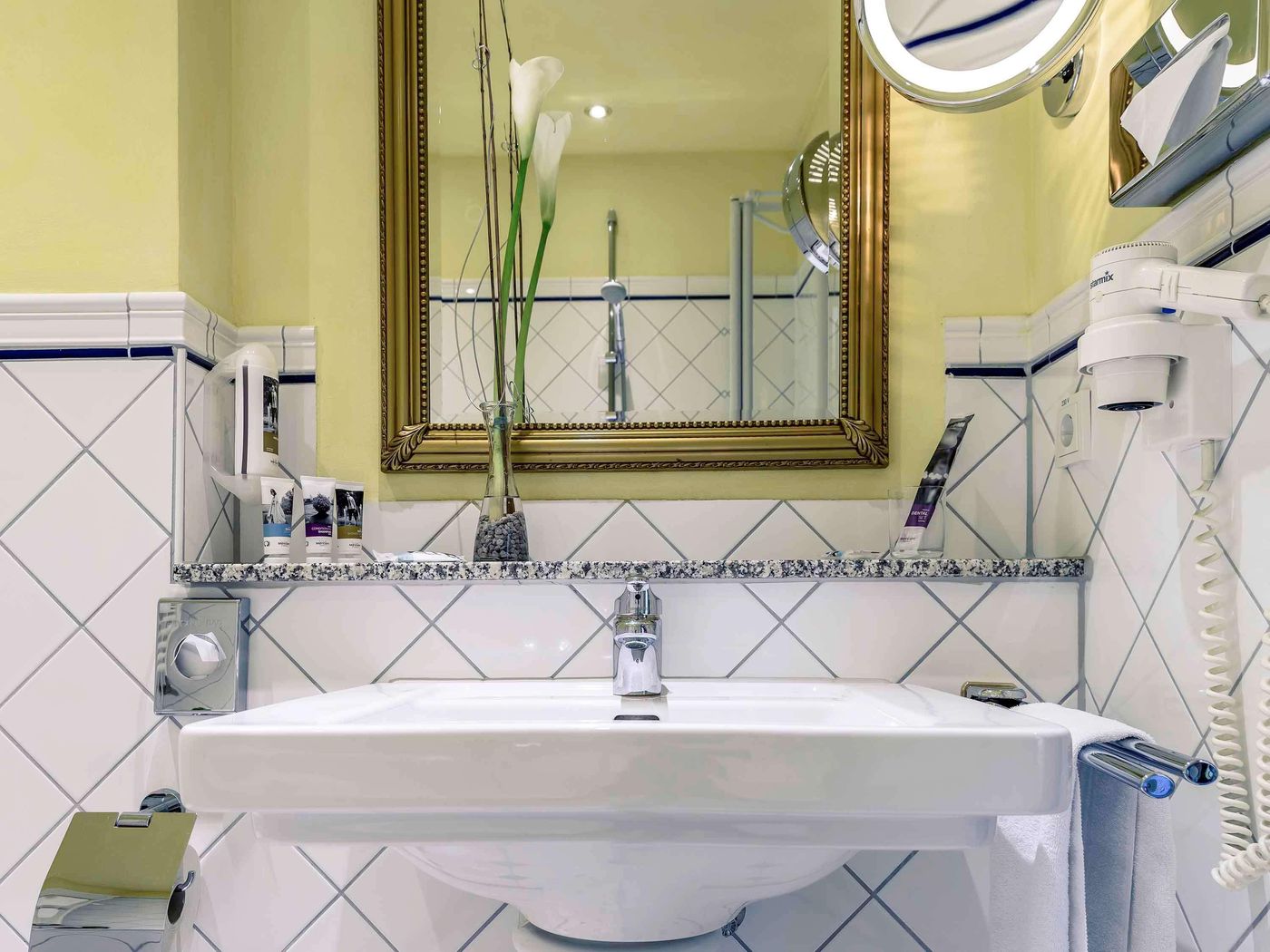 Hotel Krefelder Hof - Germany - KREFELD - Room - 2