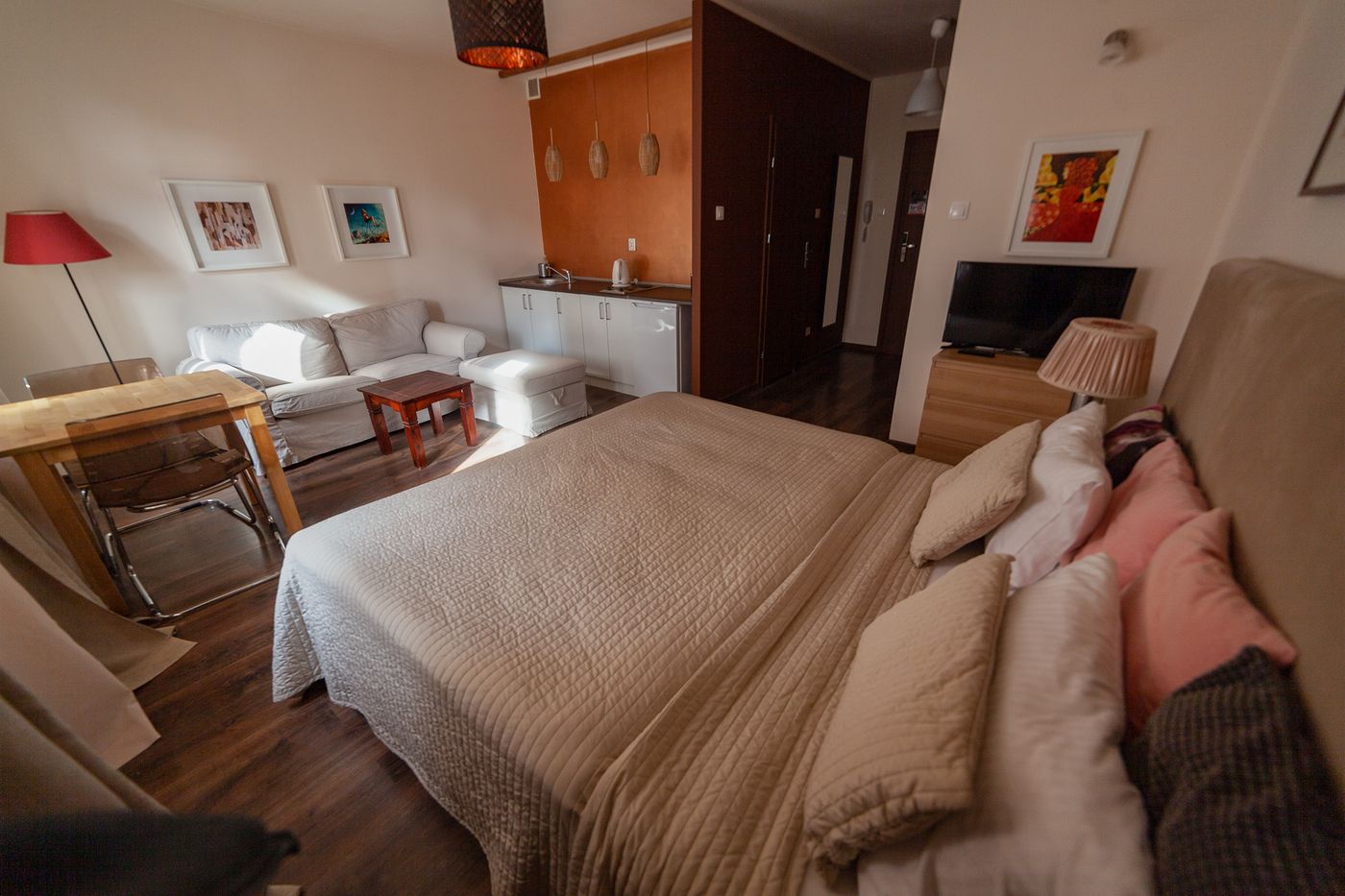 Lounge-Apartments-Room-38