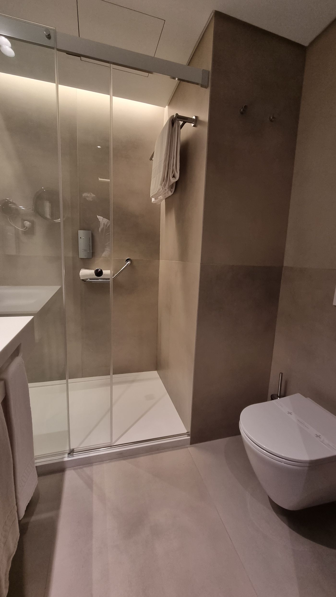 Principe-Avila-Room-47