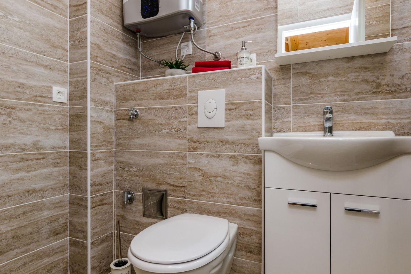 Guest-House-Nikolina-Room-49