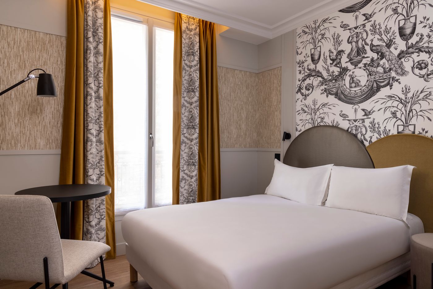 Grand-Hotel-Leveque-Room-8