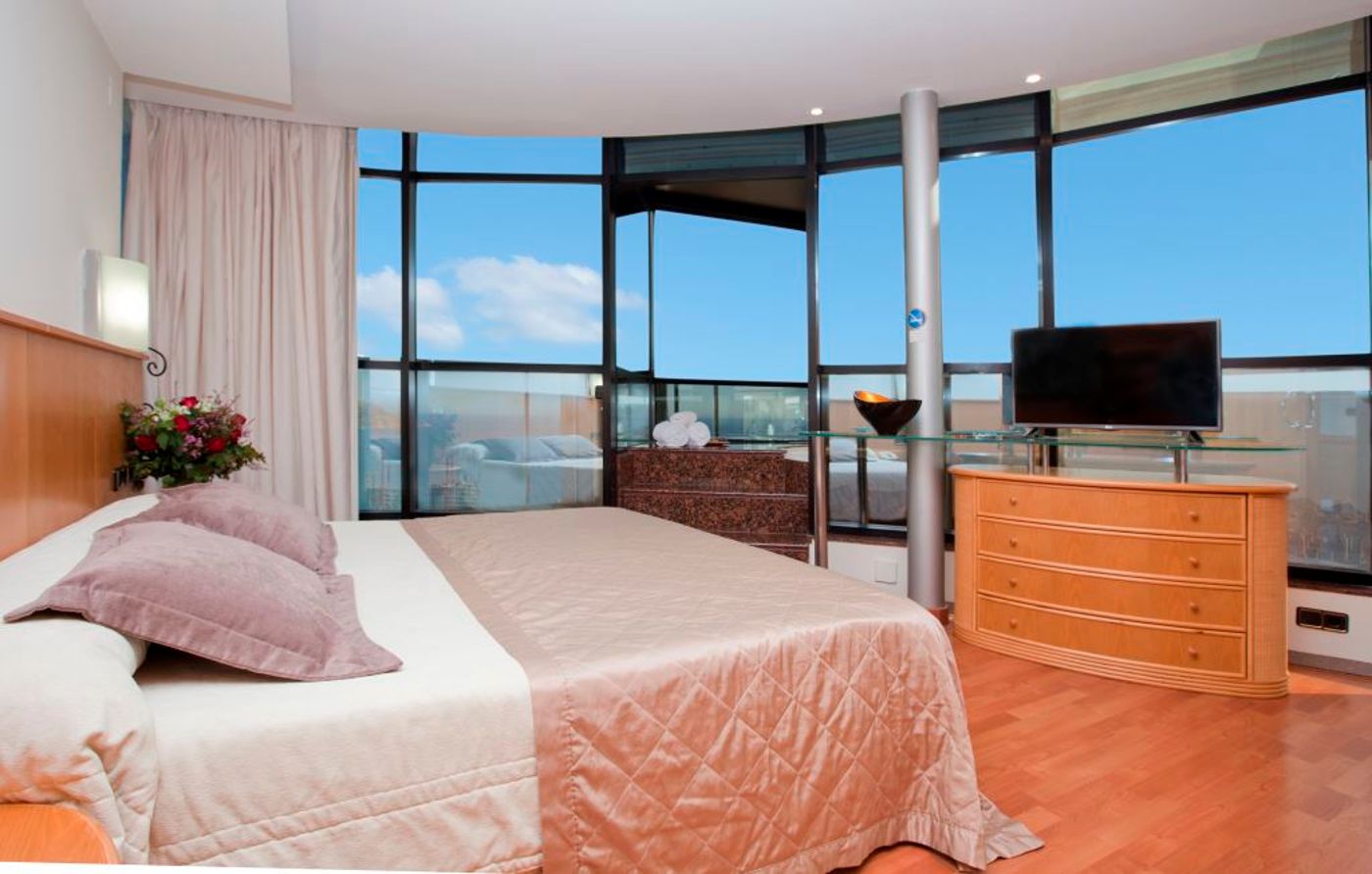 Gran-Hotel-Bali-Room-39