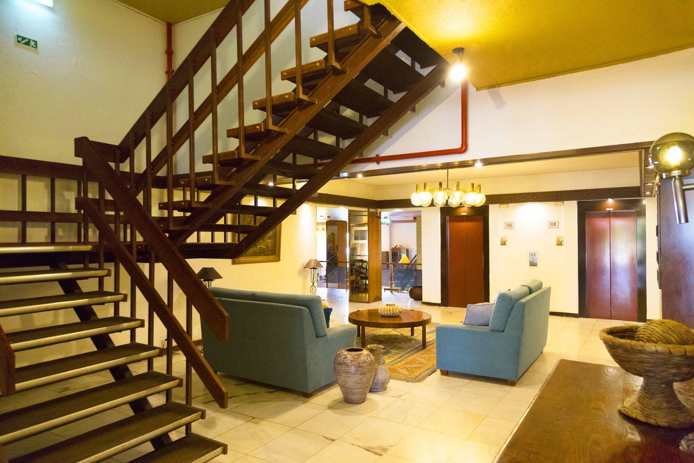 Vasco-da-Gama-Lobby-57