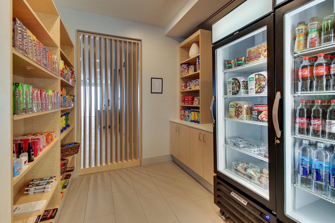 Holiday Inn Express & Suites Nashville Metrocenter-United States-Nashville-Lobby-10