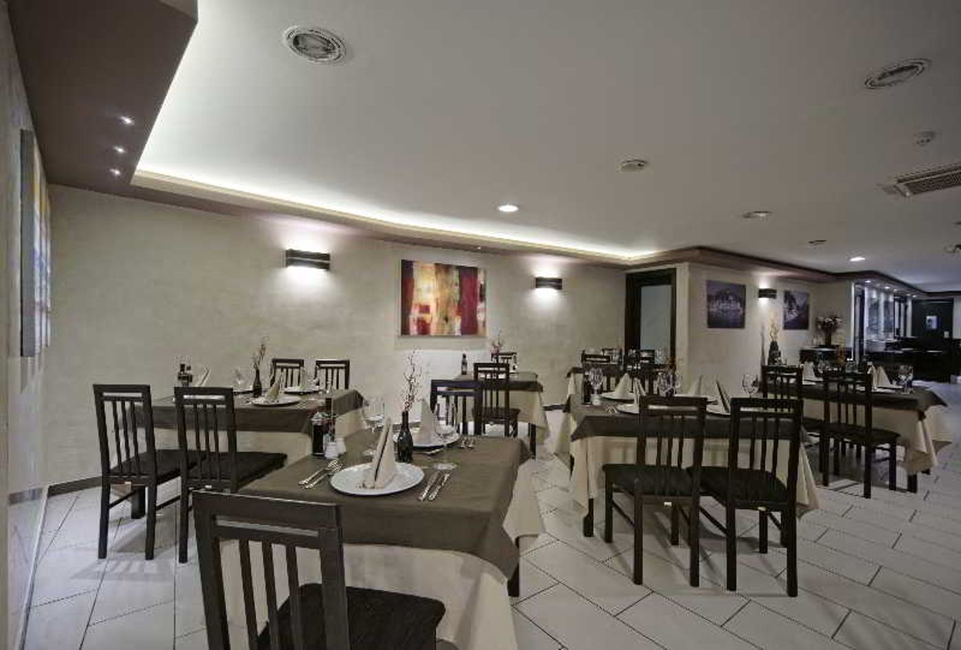 Porto-Azzurro-Restaurant-48
