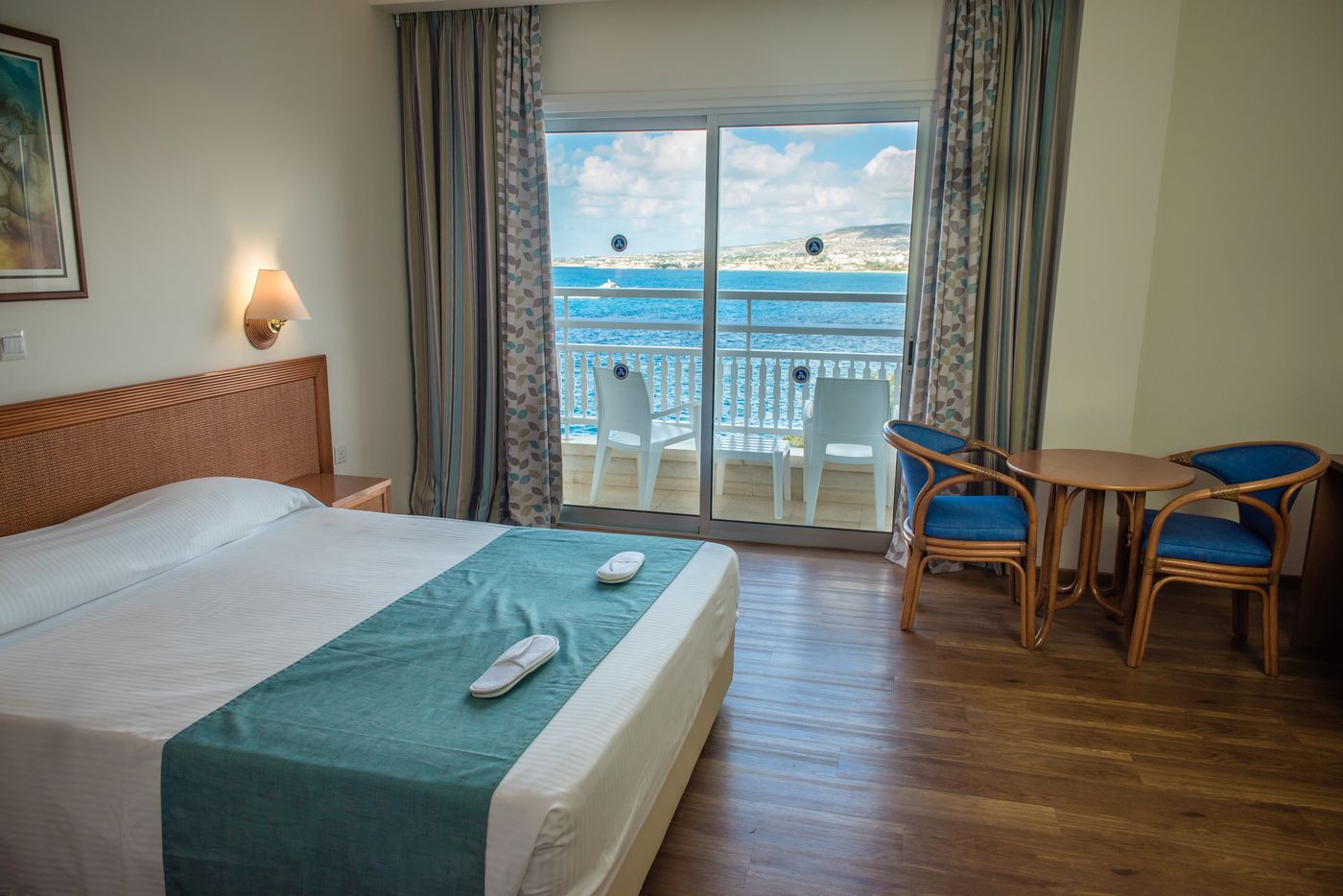 Cynthiana Beach Hotel