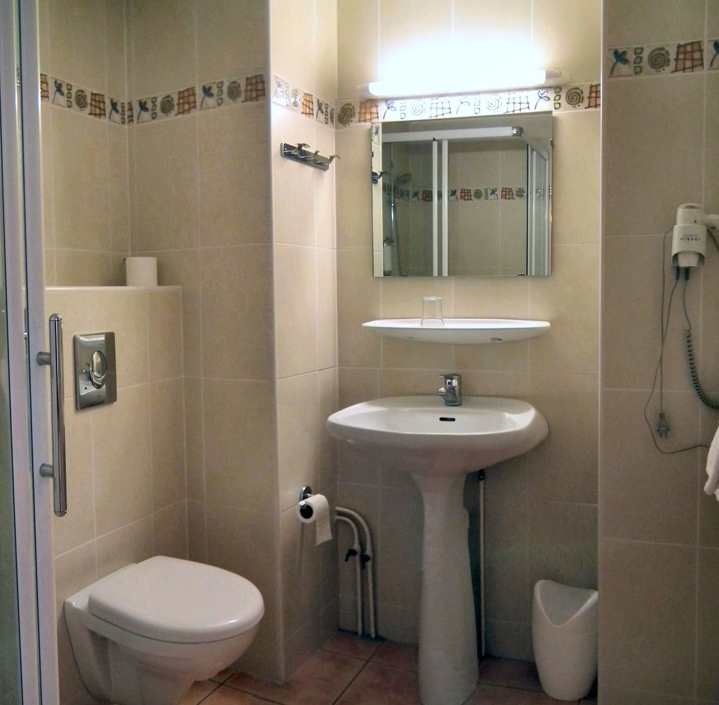 Pays Bas-France-LOURDES-Room-8