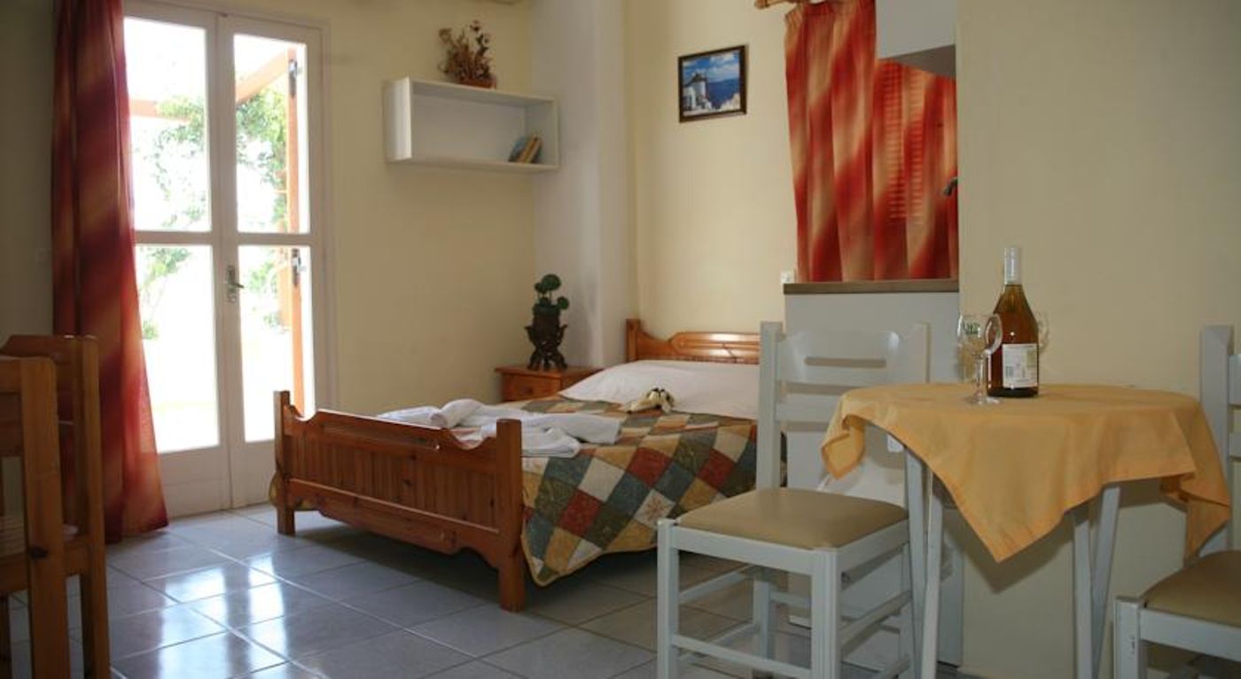 Studios And Apartments Markos