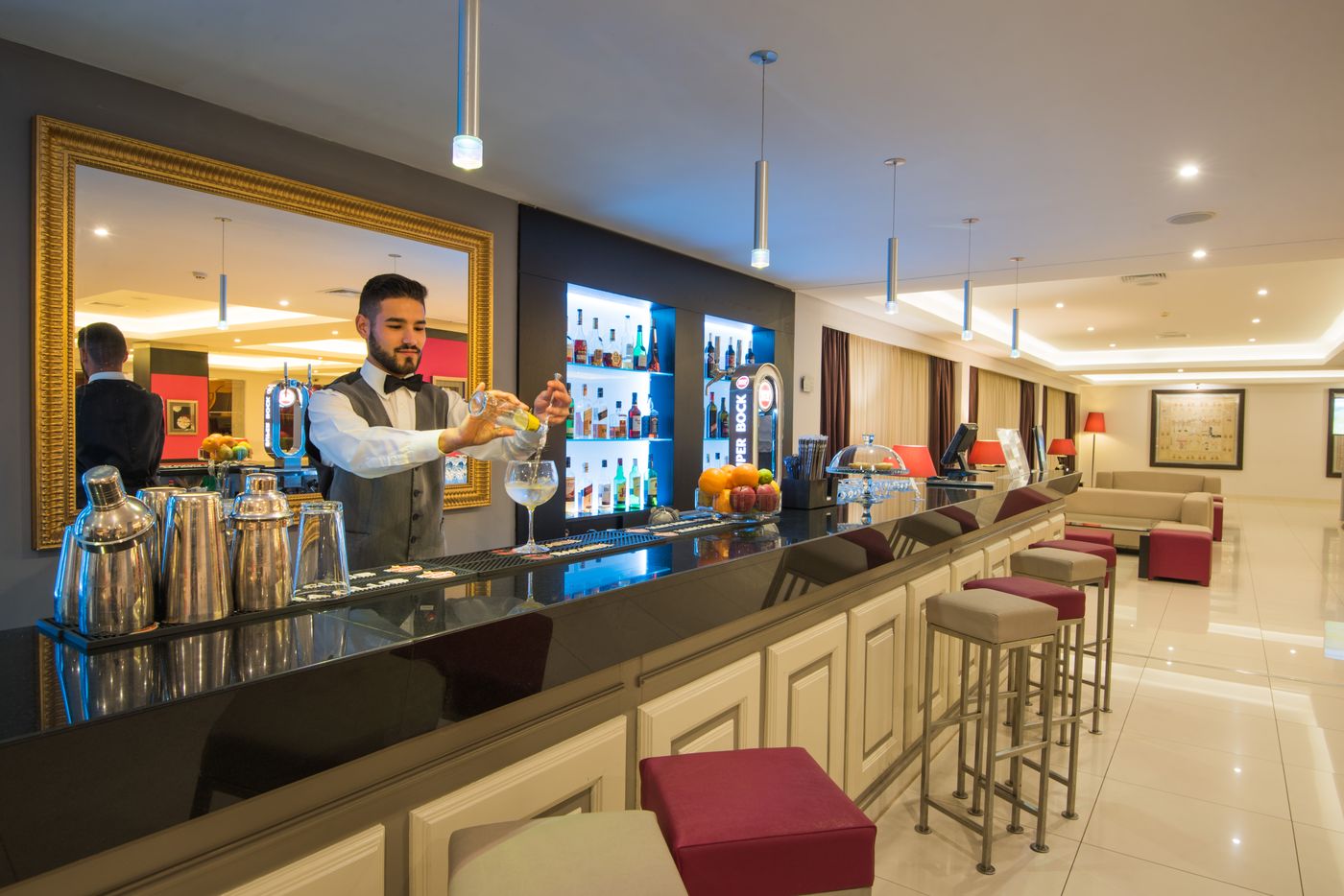 Vila-Gale-Atlantico-Bar-32