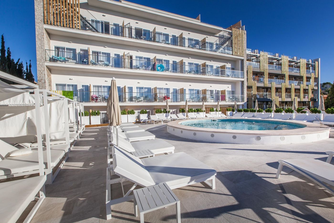 FERGUS Style Palmanova - Adults Only