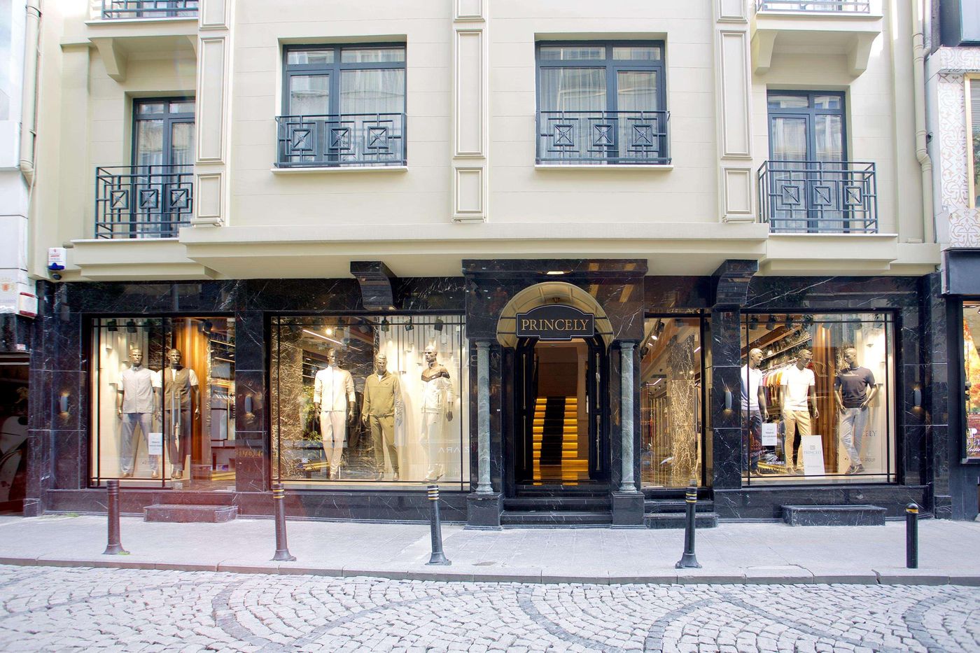 Princely-Suites-Lobby-46