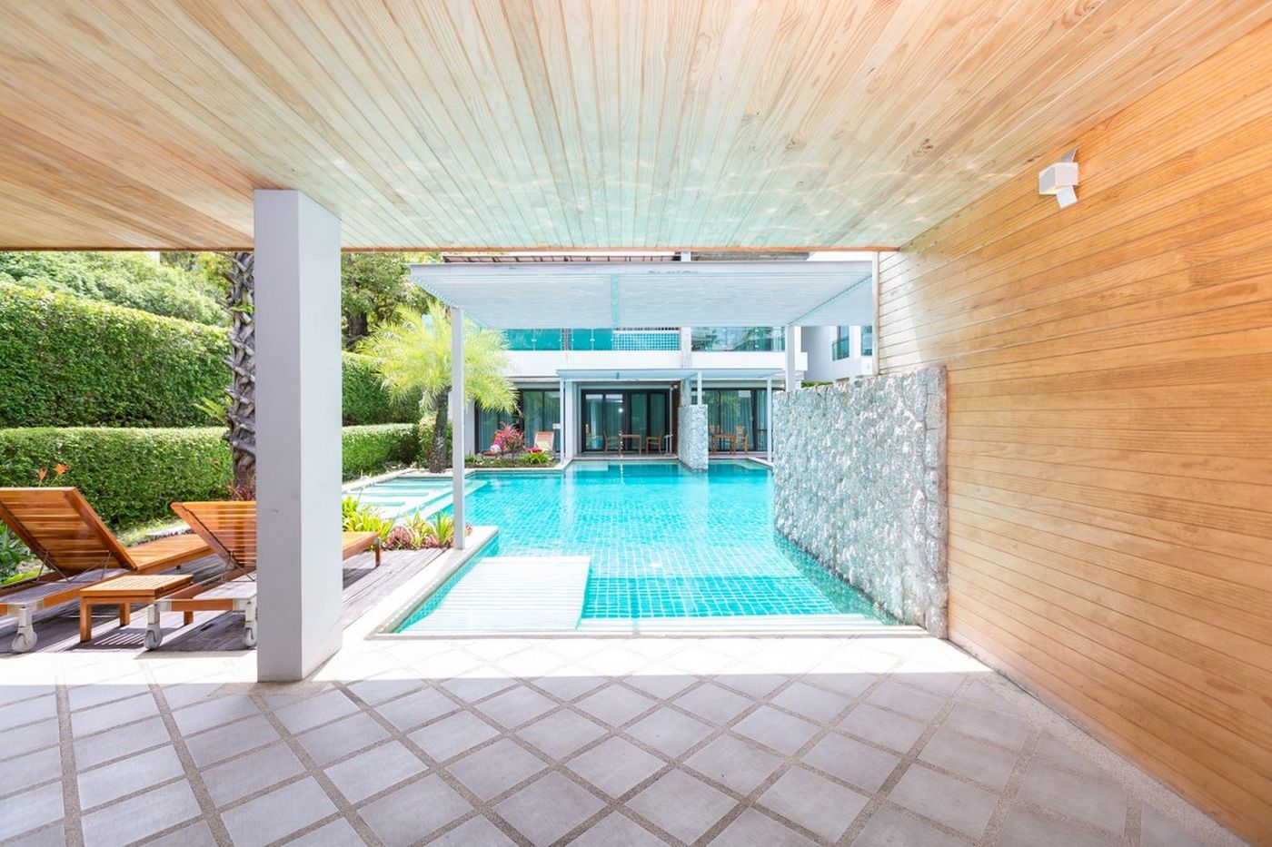 Wyndham-Sea-Pearl-Resort-Phuket-Room-52