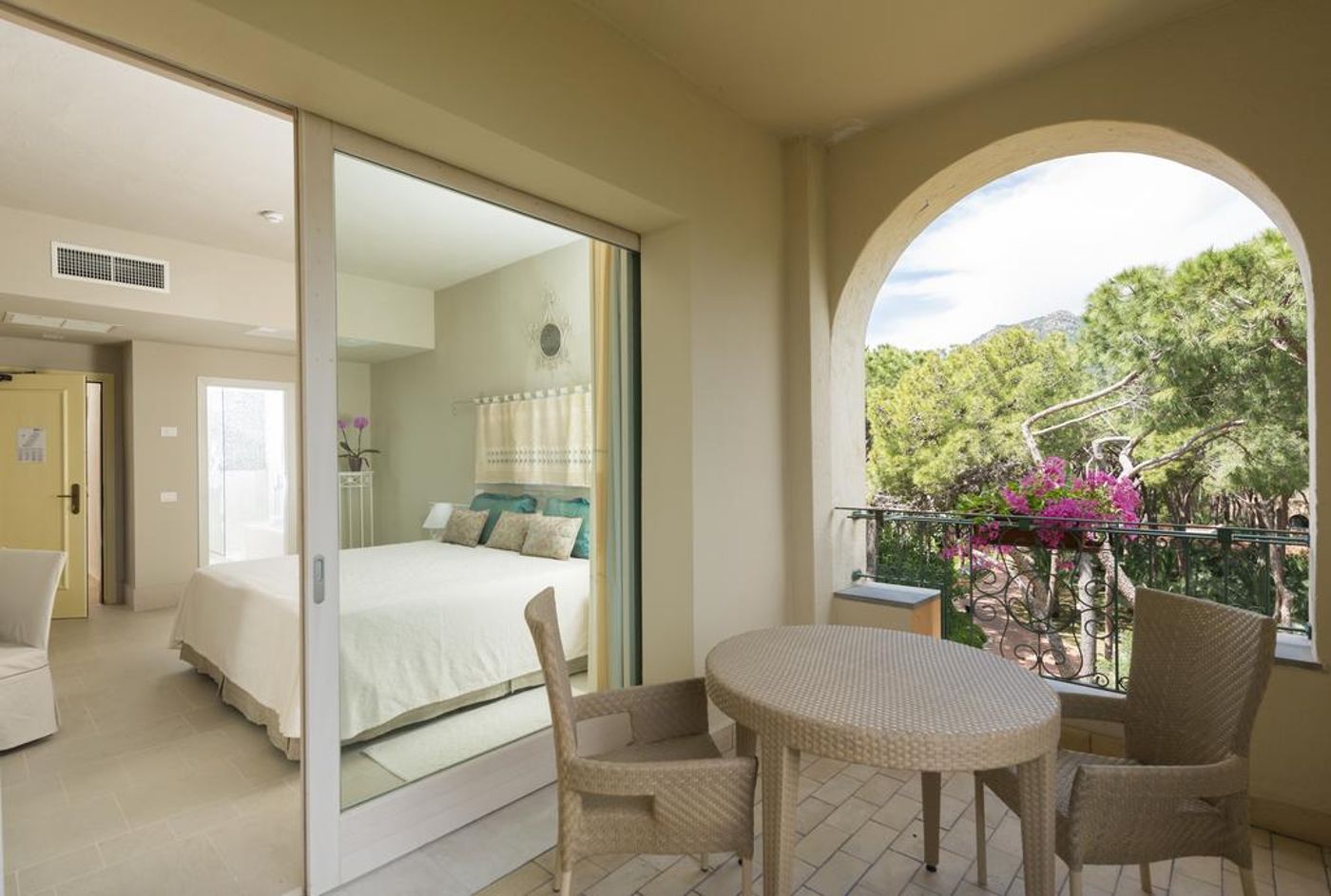 Forte-Village-Resort-Il-Castello-Room-13