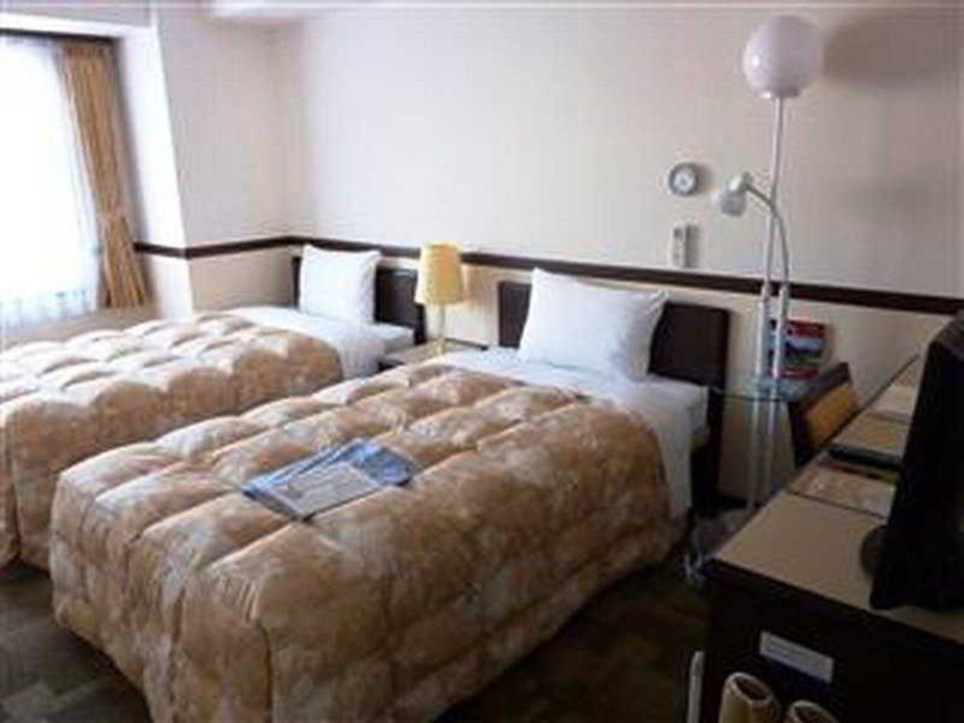 Toyoko Inn Tokyo-Eki Shin-Ohashi Mae-Japan-TOKYO-Room-7