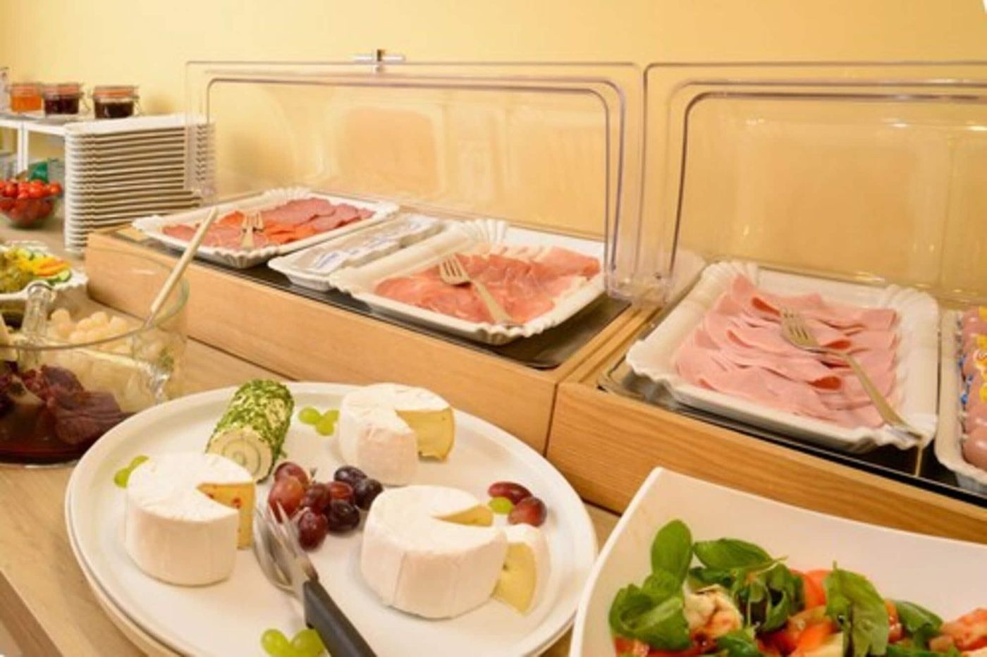 Barcelona Bed & Breakfast - Germany - DÃ¼SSELDORF - Restaurant - 4