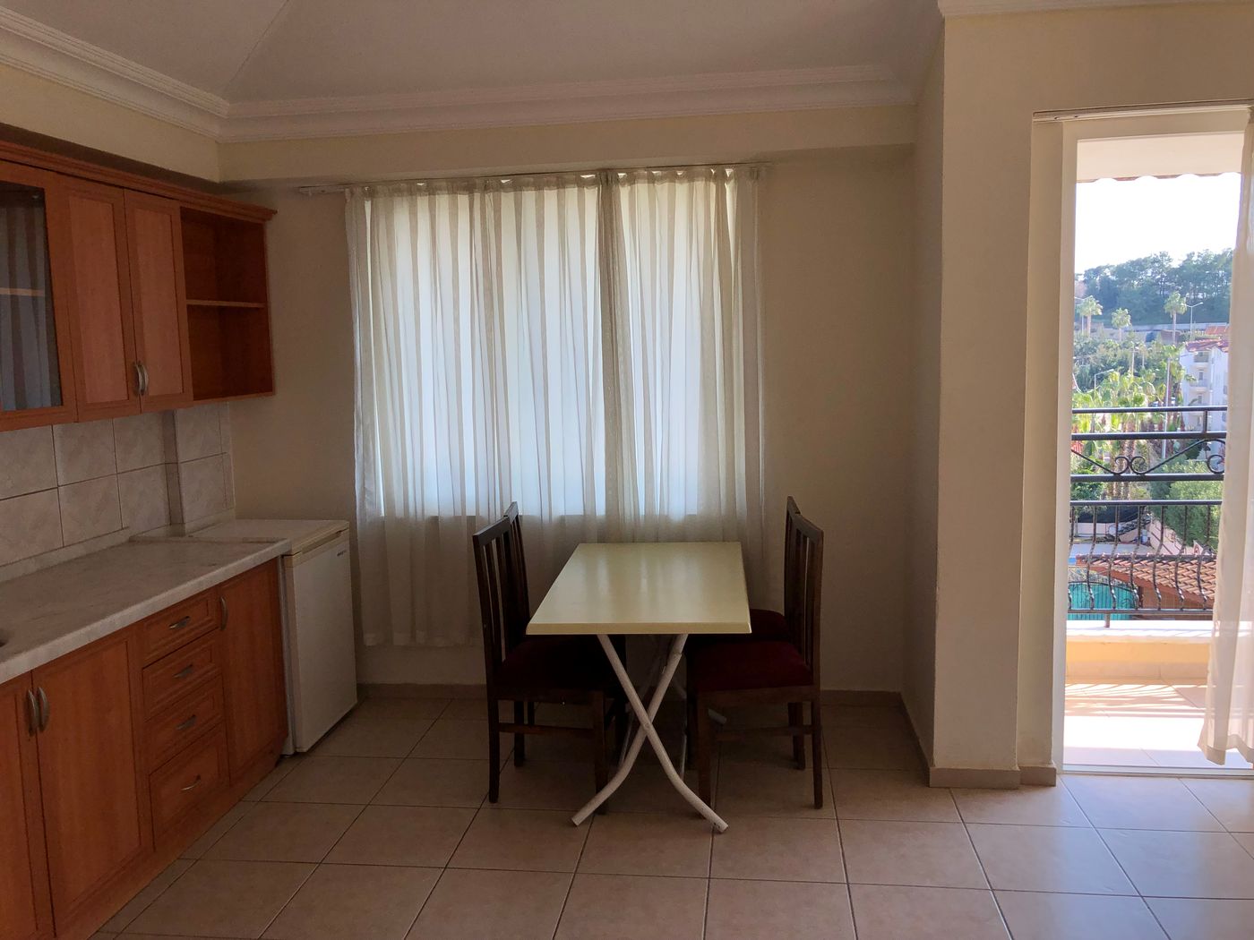 Melissa Garden Apart