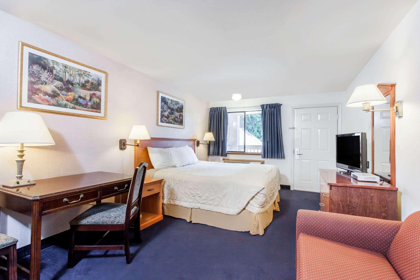 Econo Lodge Edmonds North Seattle-United States-Edmonds-Room-8