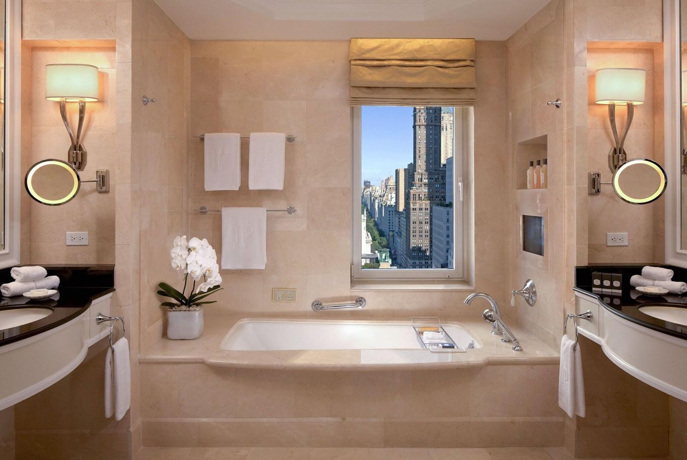 The-Peninsula-New-York-Room-28