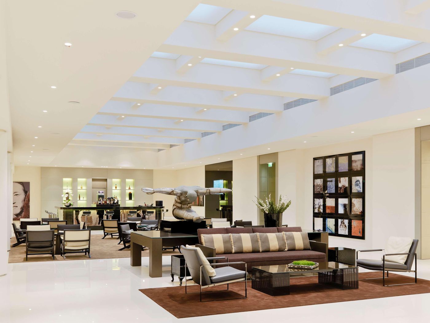 H10-Berlin-Ku-damm-Lobby-11