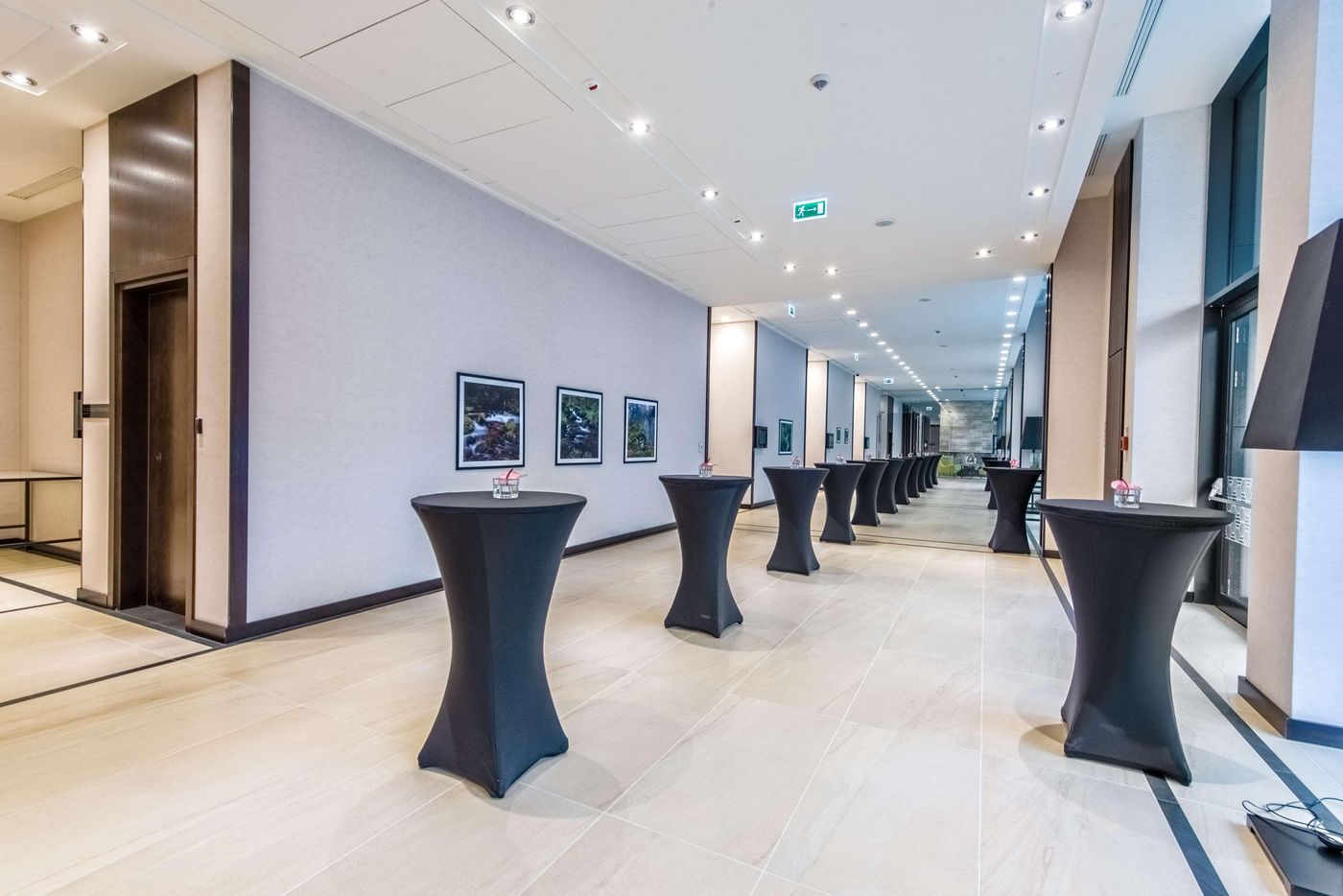 Hilton-Garden-Inn-Krakow-Airport-Conferences-2