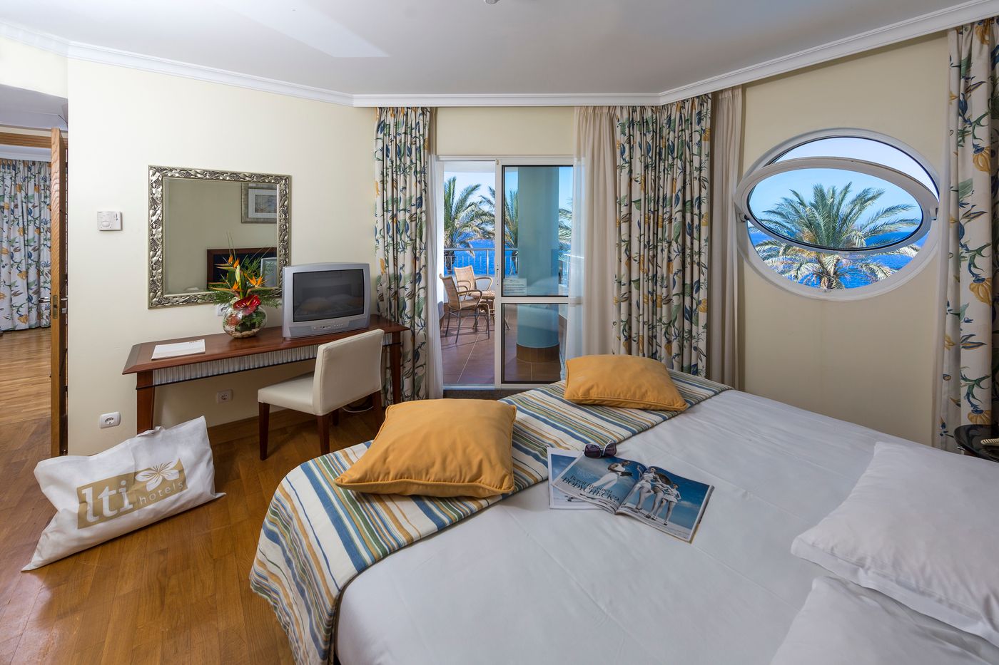 LTI-Pestana-Grand-Ocean-Resort-Hotel-Room-14