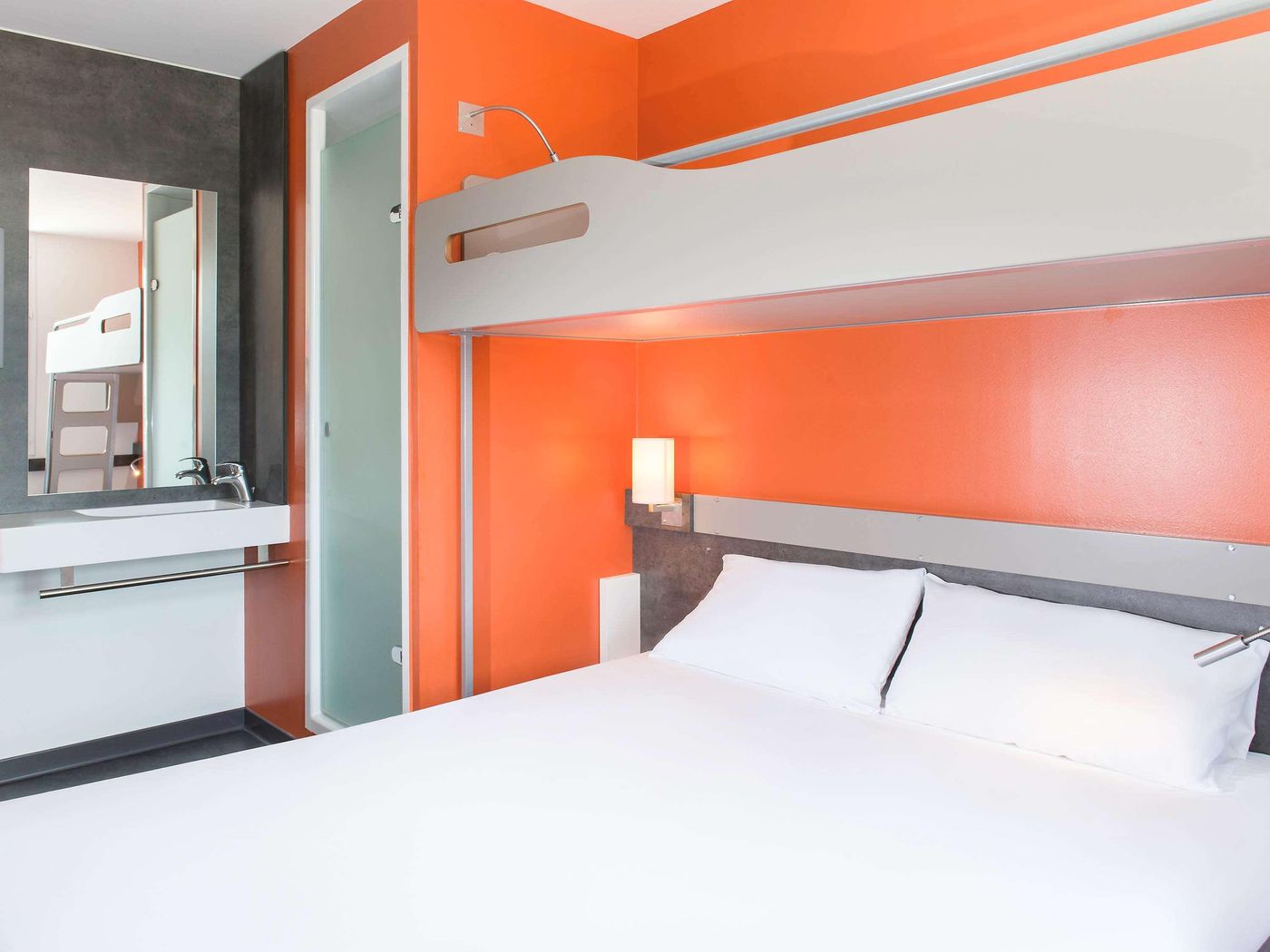 Ibis Budget Aeroport Lyon Saint Exupery - France - Lyon - Room - 4