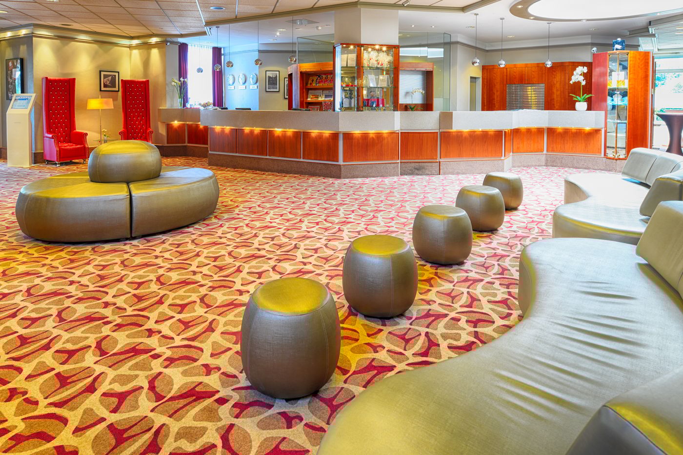 Leonardo-Hotel-Koln-Lobby-5