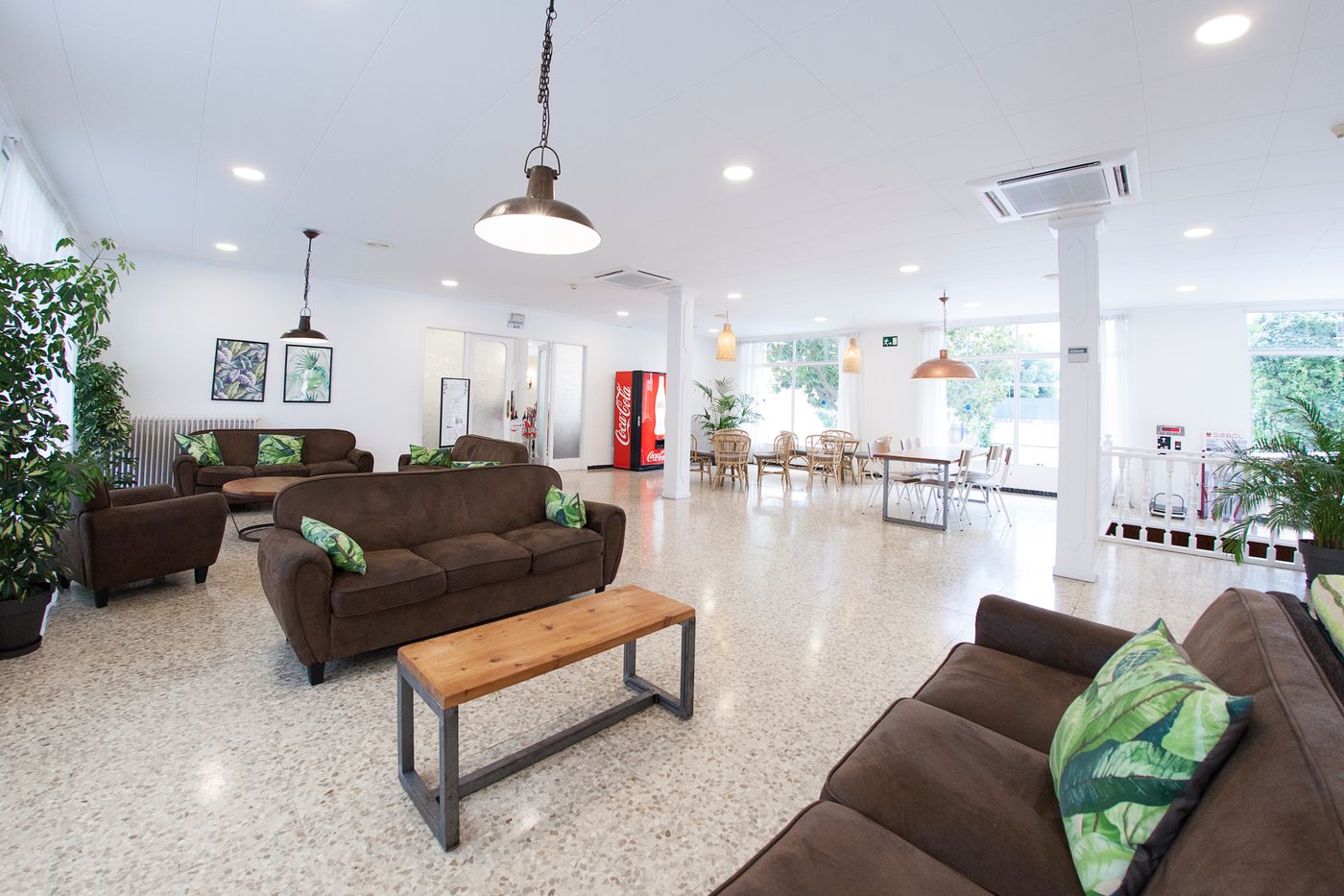 Checkin-Pineda-Lobby-39