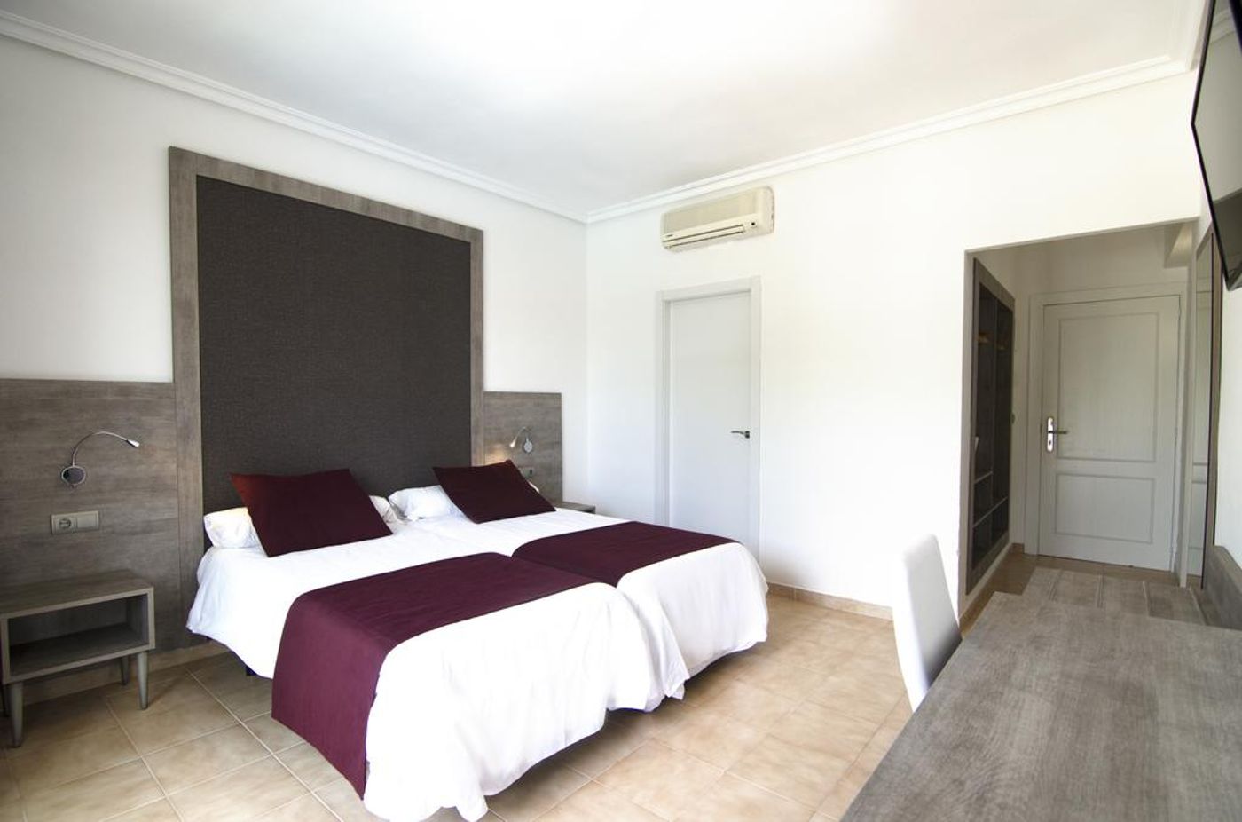 Playasol-Marco-Polo-II-Room-21