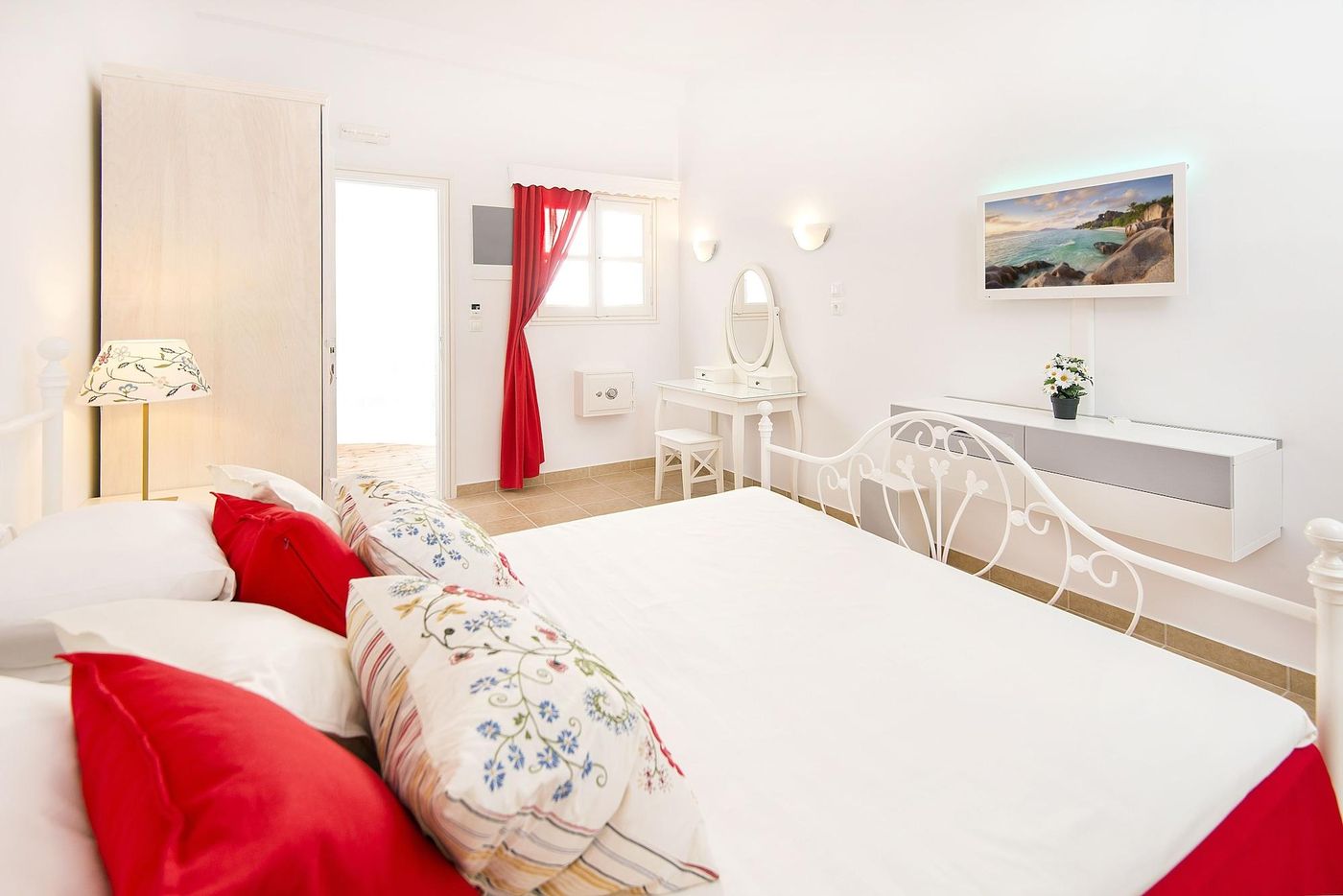 Lindos-Harmony-Suites-Room-9
