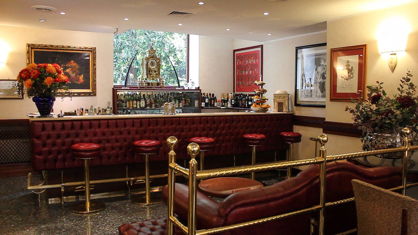 Bristol-Hotel-Bar-13