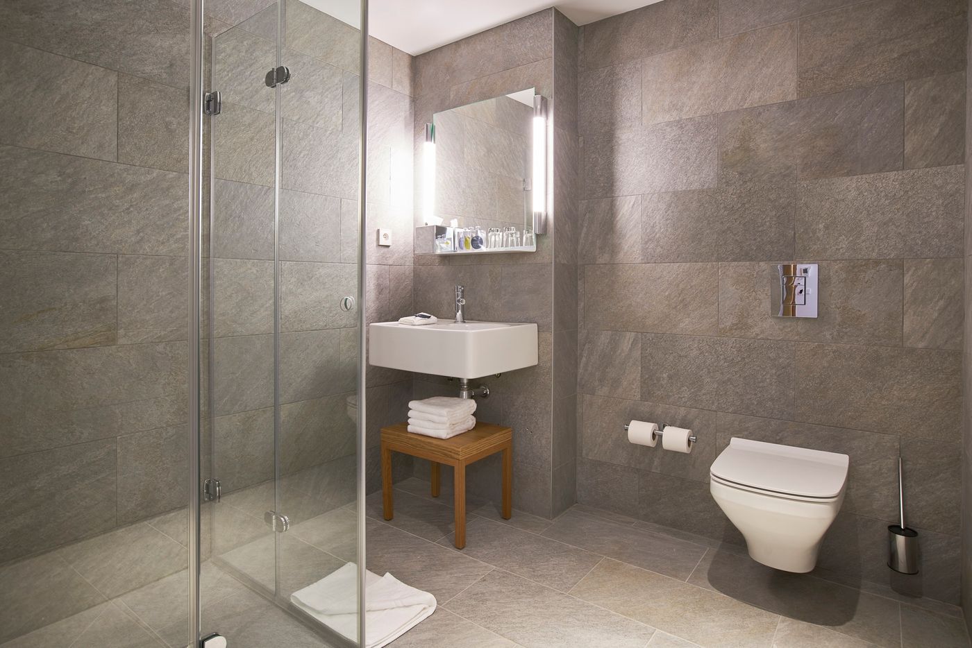 9hotel-Republique-Room-39