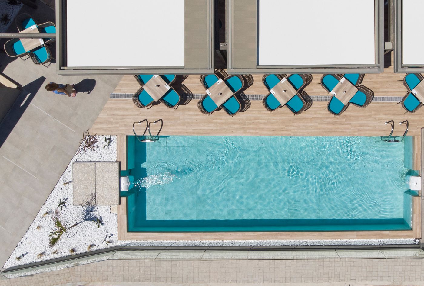 Mare Blue and Suites