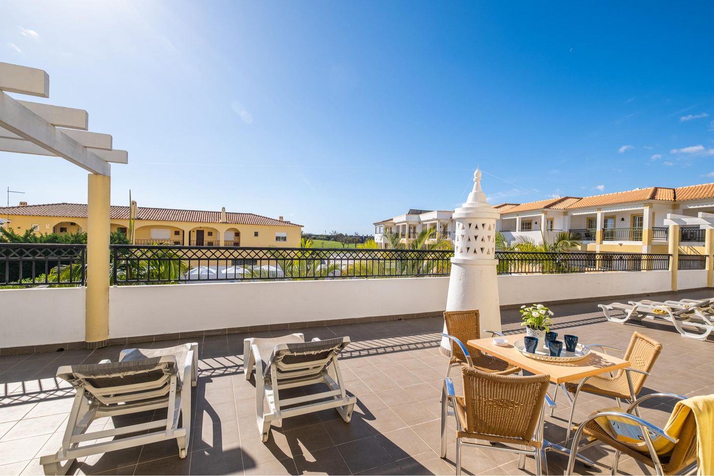 Novochoro-Apartments-Room-7