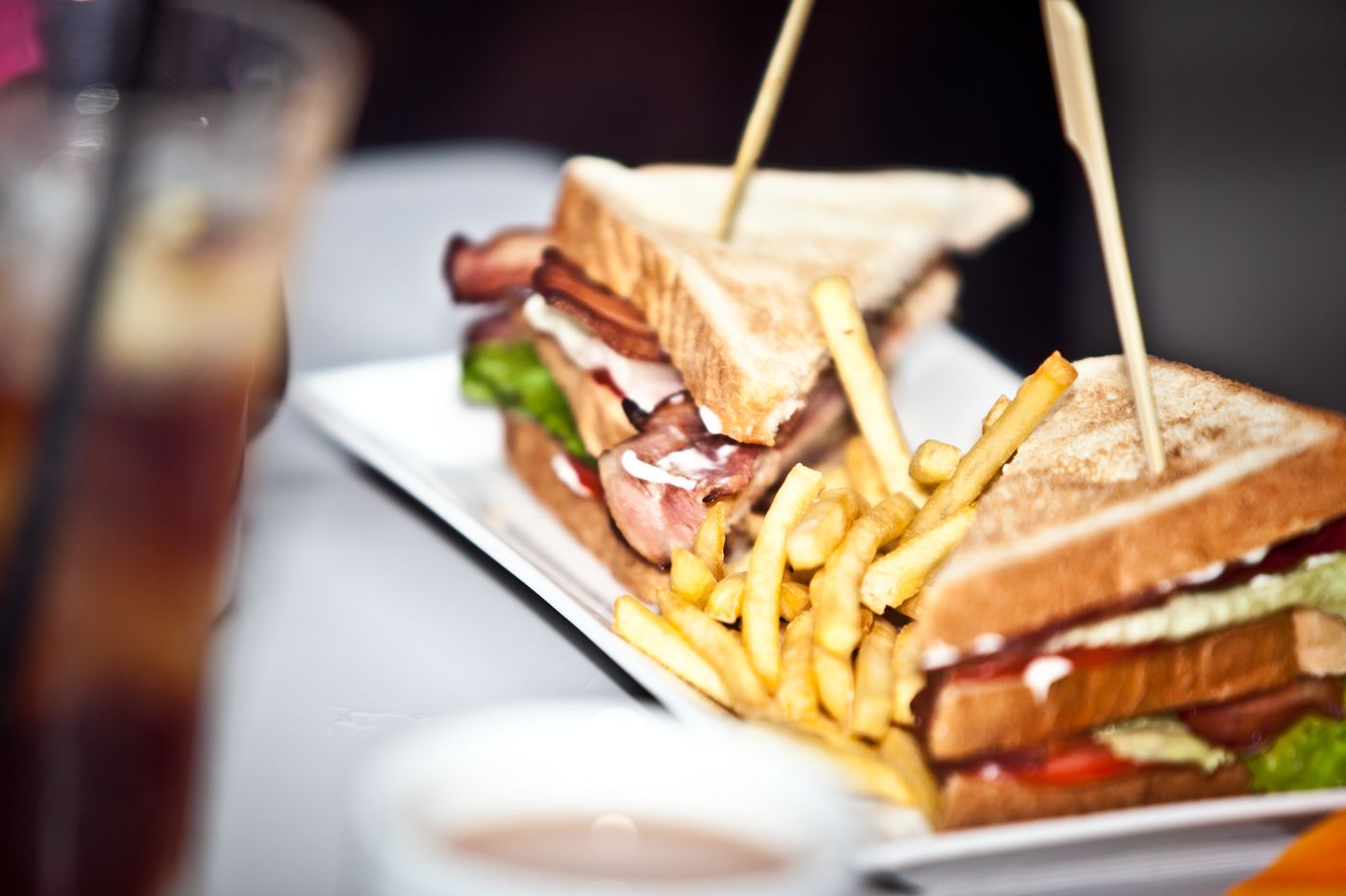 Hotel-Ryans-La-Marina-Restaurant-60